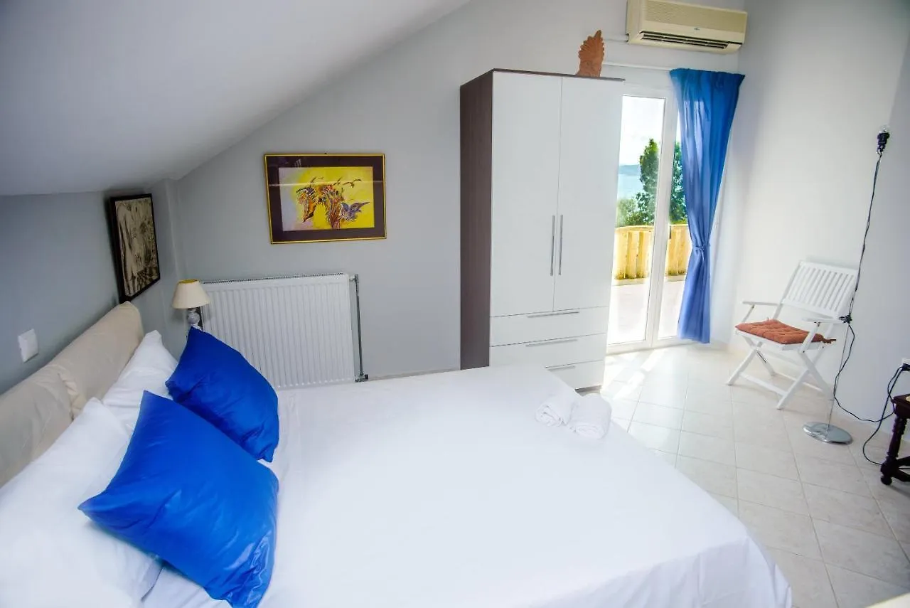 Xenia Ionis Luxury Apartments Lixouri Aparthotel