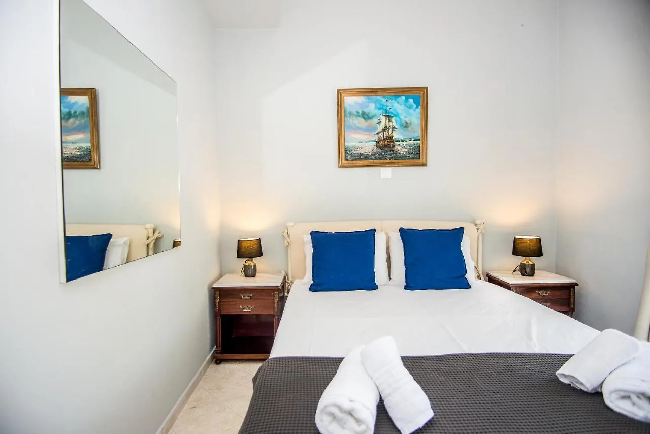 Xenia Ionis Luxury Apartments Lixouri Grecia