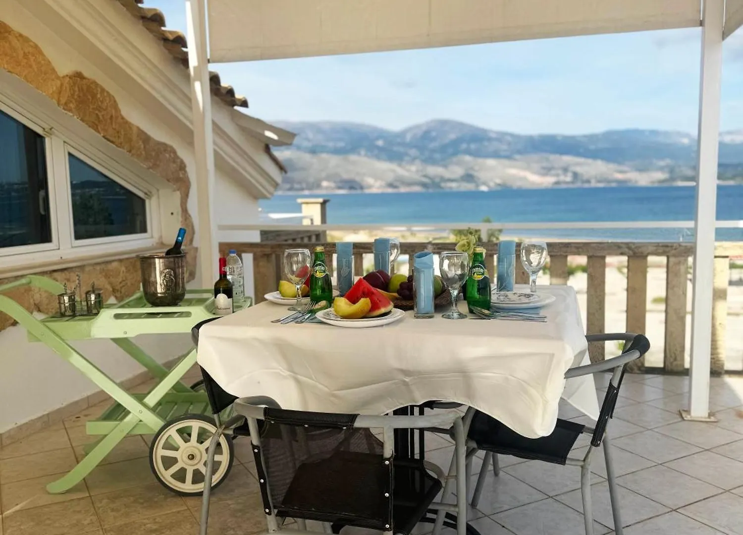 Xenia Ionis Luxury Apartments Lixouri Greece